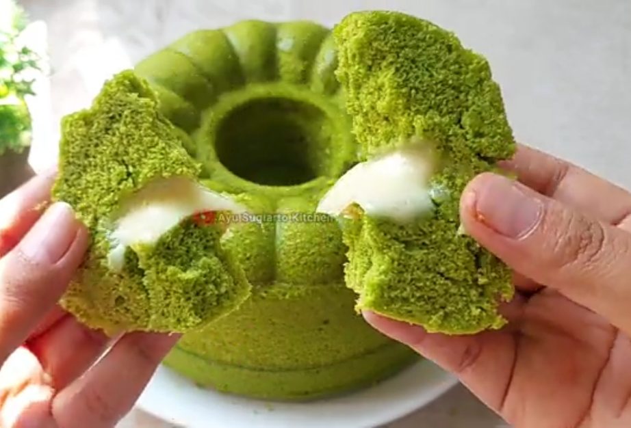 Resep Bolu Kukus Pandan Isi Vla Keju Lumer